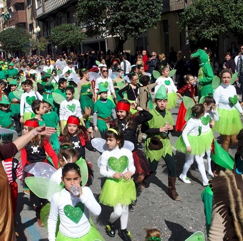 El desfile infantil durante el Carnaval